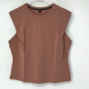 Public rec NWOT go to muscle tank top men’s large